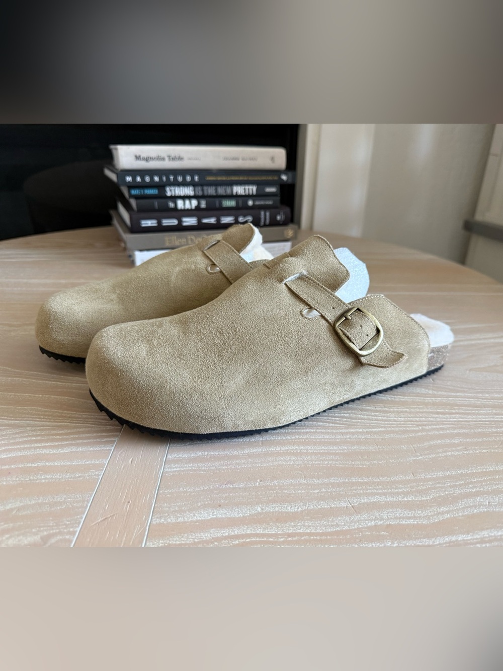 Small shop|Faux Suede Slip-On clogs in Beige Tan,soft Sherpa inner•••NWT